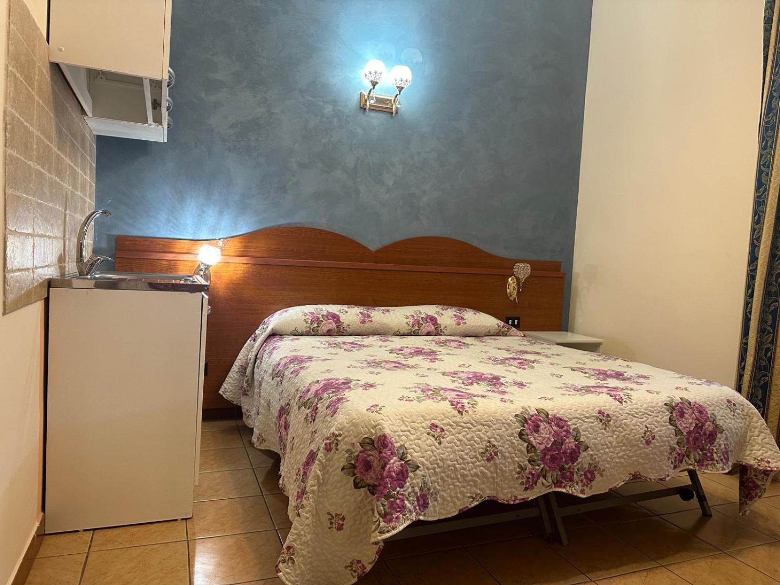 Near Termini Station Hotel Roma Ngoại thất bức ảnh